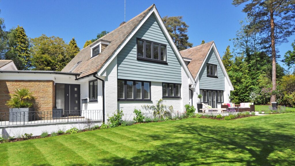 M34519 - Teakwood Inc. - Cost Considerations When Building a Custom Home featured img